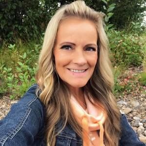 Meet your Posher, Selena